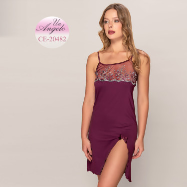 Short nightgown with lace...