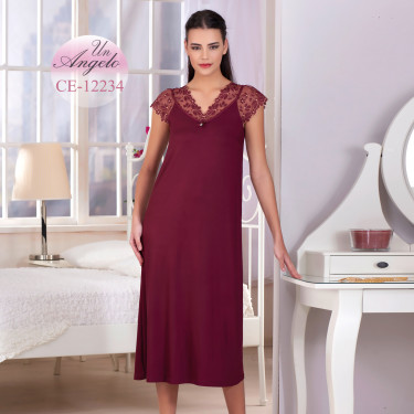 Gentle nightgown in MAXI sizes