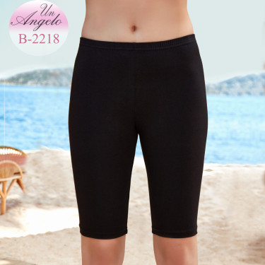 Short black cotton leggings