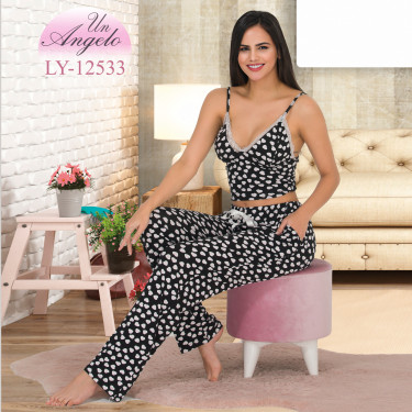 Homewear of a bustier TOP...