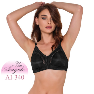 Minimizing cotton bra with...