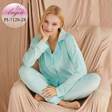 Plush velvet pajamas