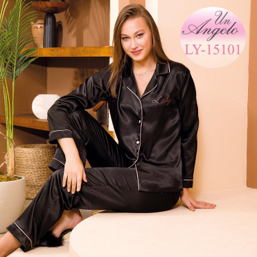 Women's luxury satin pajamas