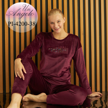 Velvet tracksuit