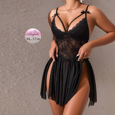Секси Черна Нощница Babydoll с Прашки и Дълбоко Деколте