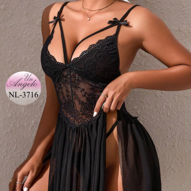 Секси Черна Нощница Babydoll с Прашки и Дълбоко Деколте