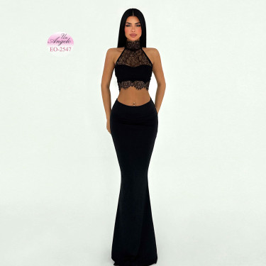 Long Skirt and Lace Bustier Set "Noir Élégance"