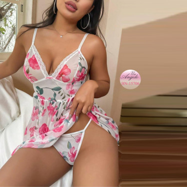 Airy babydoll "Floria" - Short floral nightgown with thong