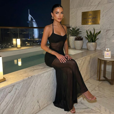 Formal black dress with bare back and slit | Un-Angelo