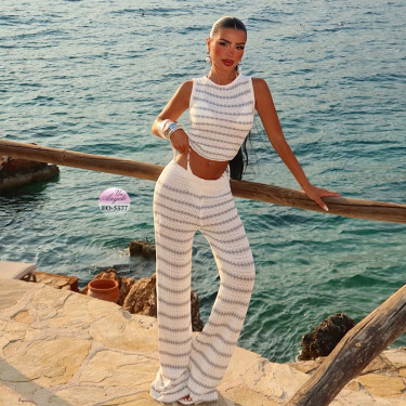 Knitted summer set with crop top and long pants